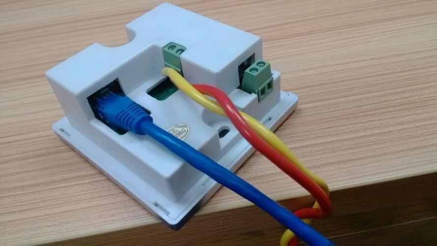 酒店宾馆嵌入式无线AP解决方案 入墙式中继与POE/220V供电全解析